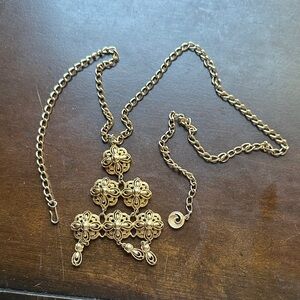 Vintage Lisner three tier drop flower necklace